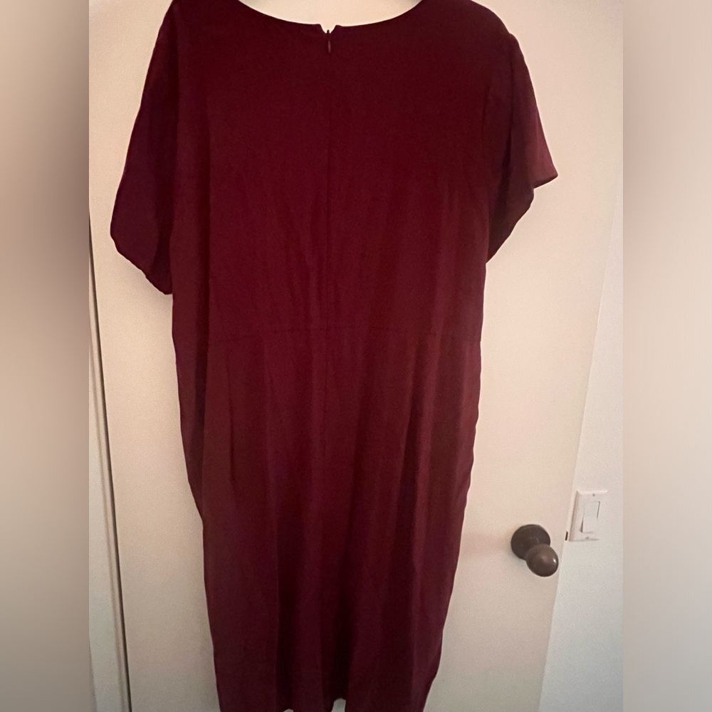 Burgundy NWOT Universal standard cross wrap business dress size L(22) - Picture 2 of 3